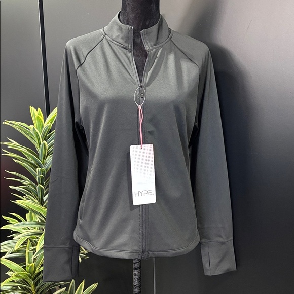 HYPE Moisture wicking, 360 stretch, compression sculpting, breathable,4 pockets - Picture 1 of 11